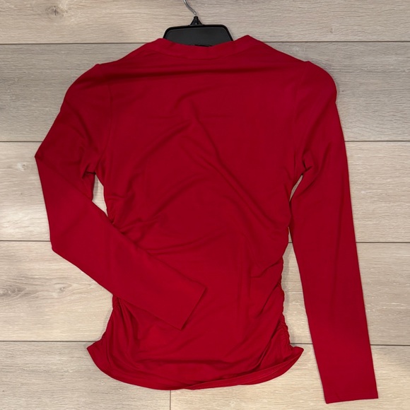 NWT White House Black Market Red Top L/S - Picture 4 of 5